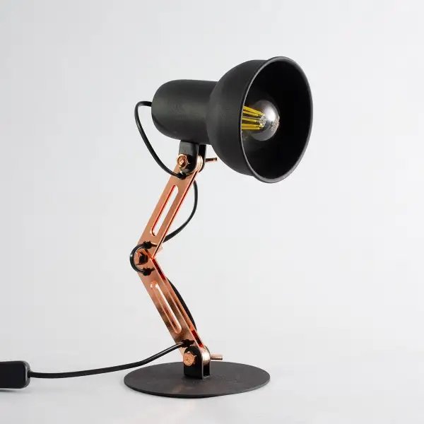 LAMPARA DE MESA LUPE NEGRO/COBRE PULIDO